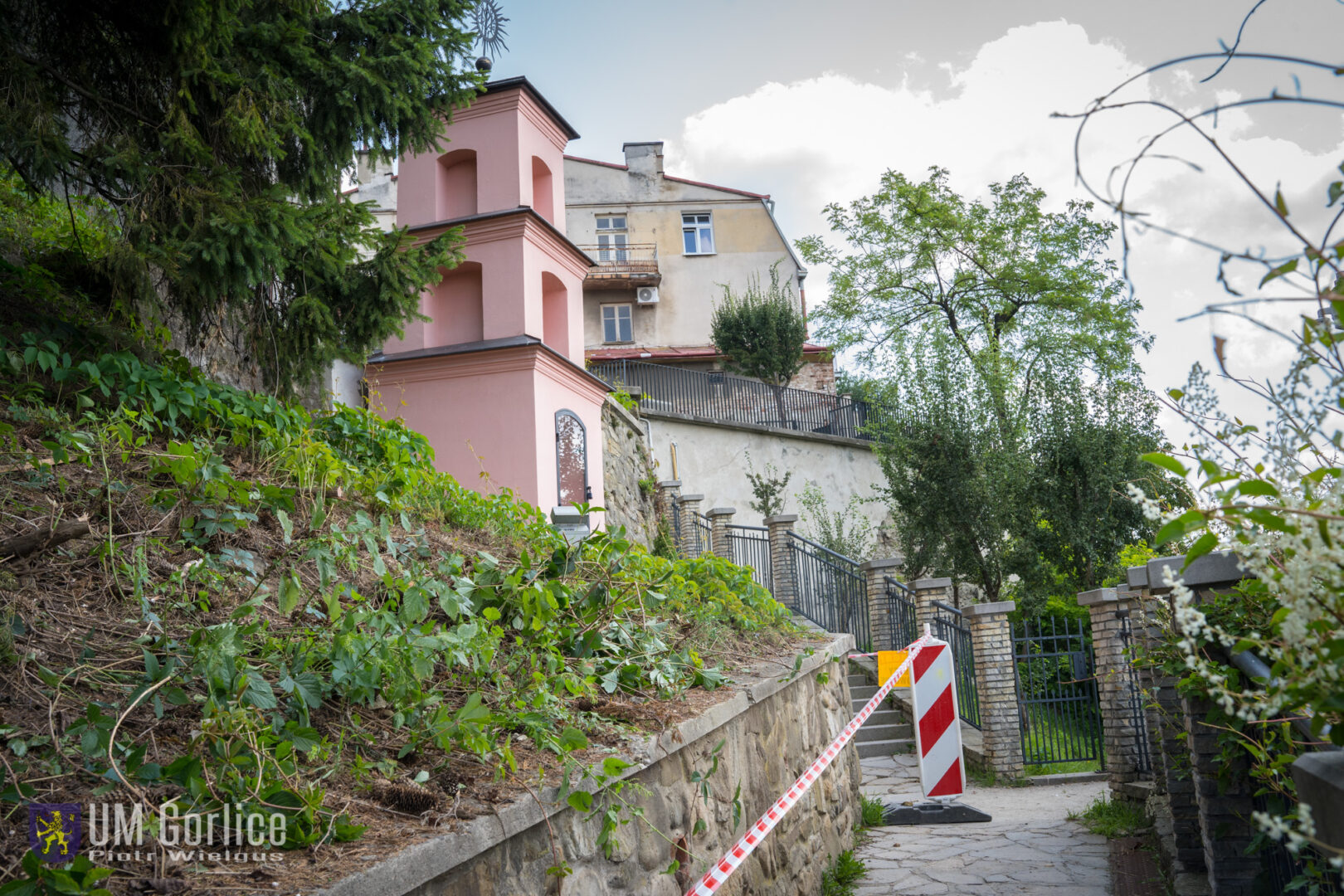 remont muru Gorlice