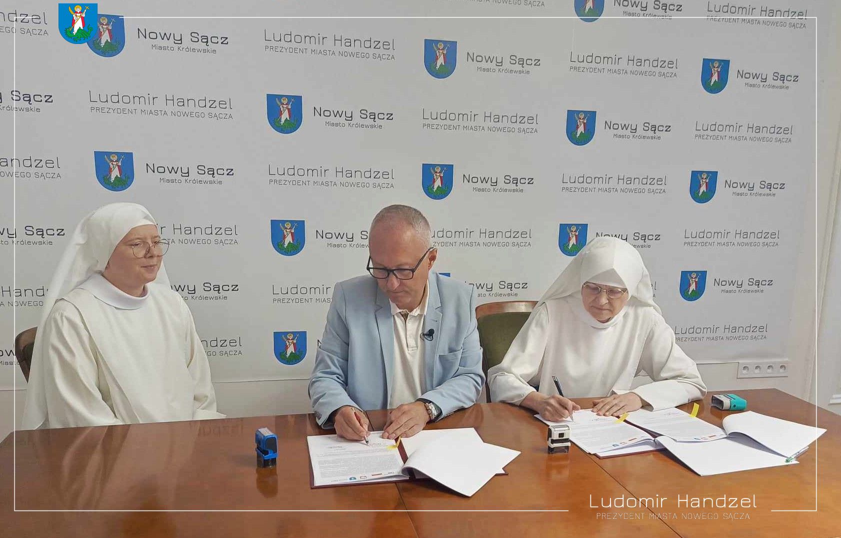 Biały Klasztor umowa