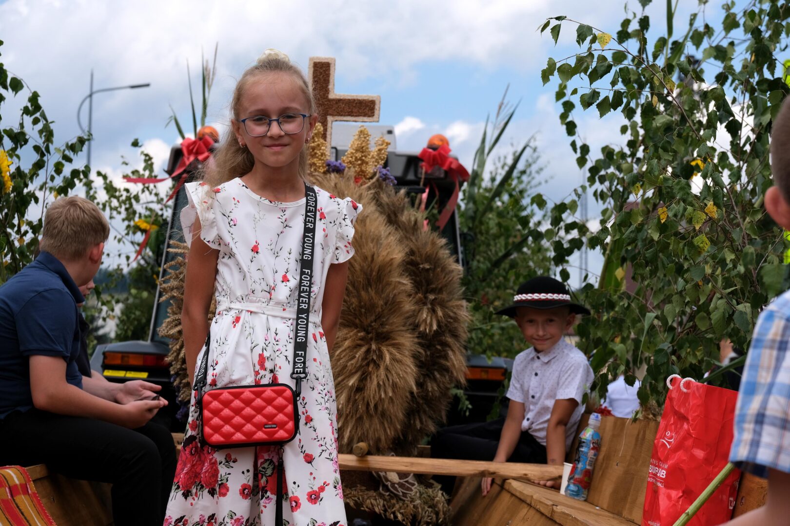 korowód dożynkowy Korzenna