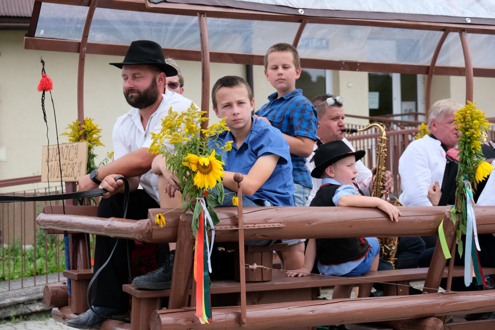 korowód dożynkowy Korzenna