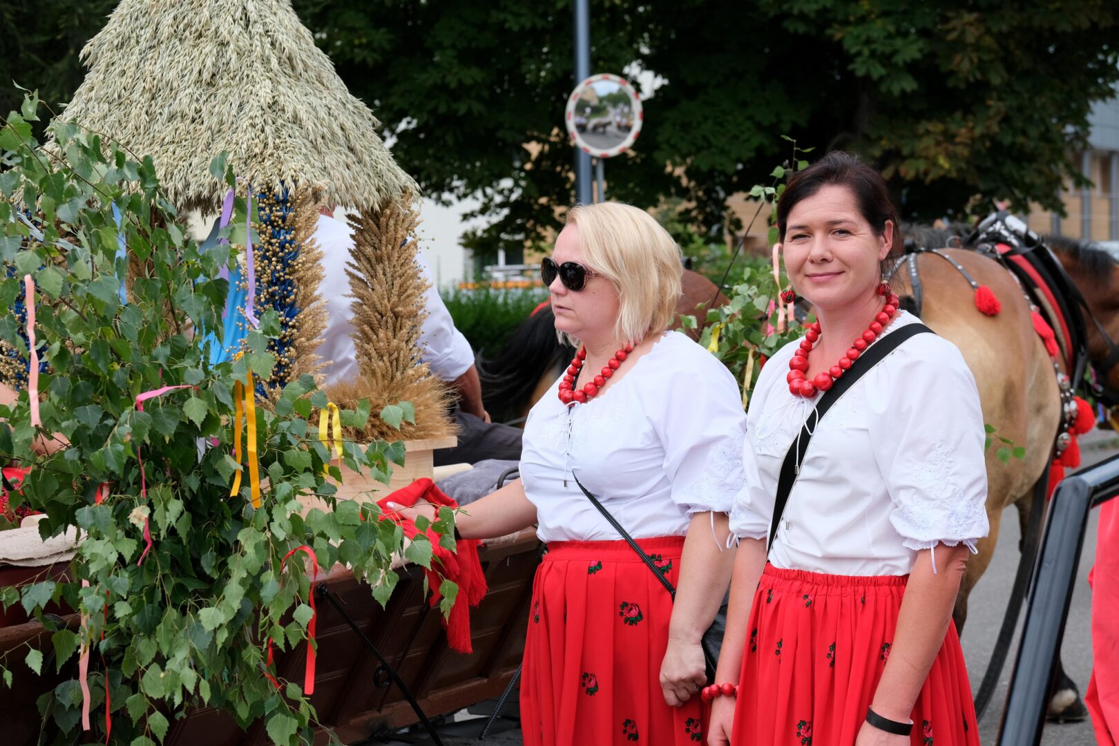 korowód dożynkowy Korzenna