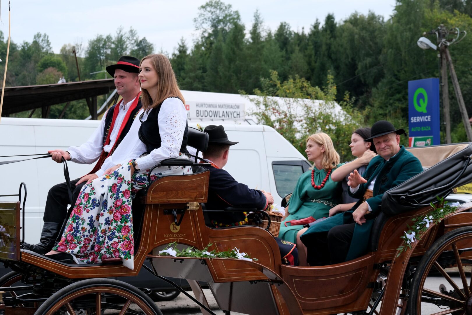 korowód dożynkowy Korzenna