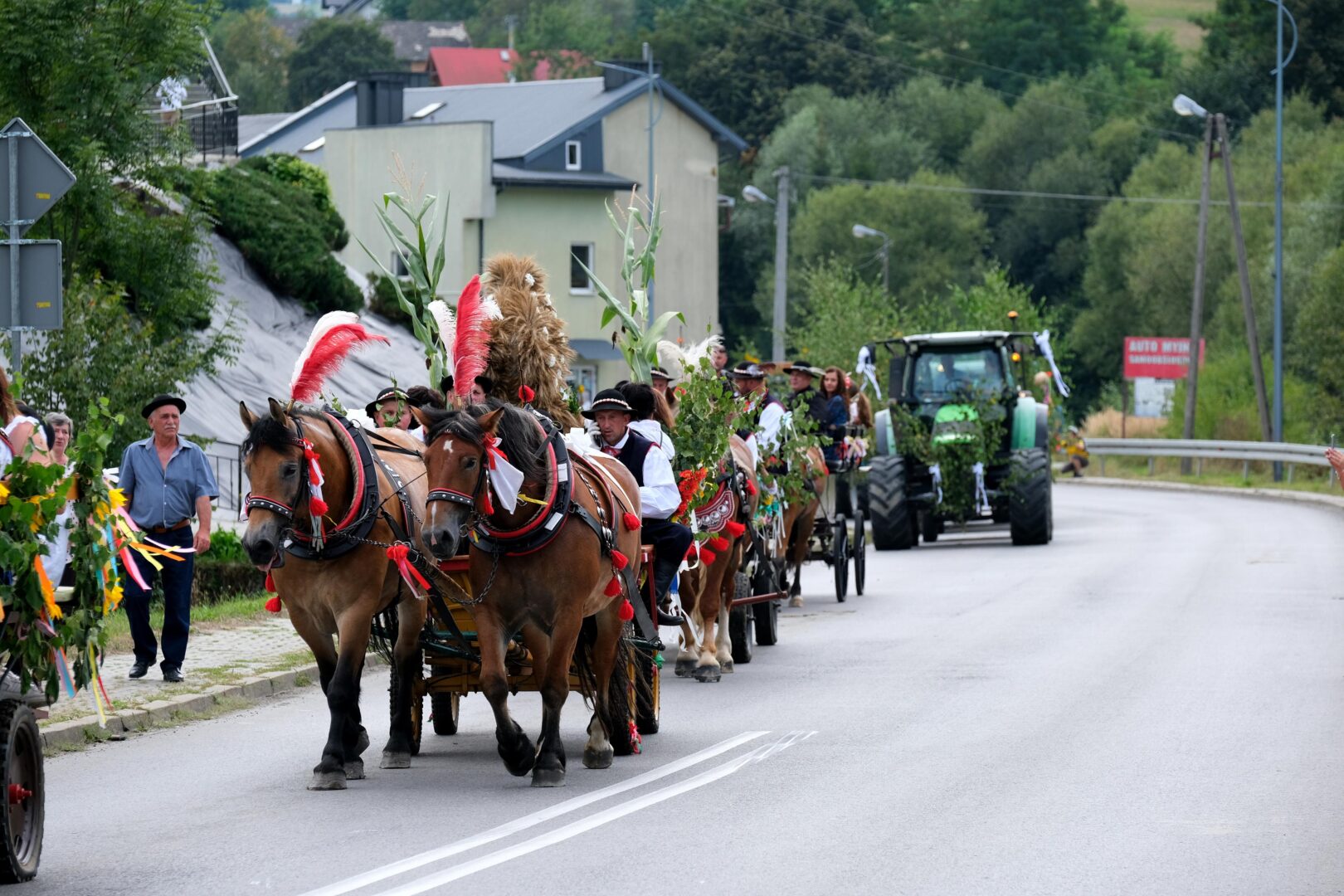 korowód dożynkowy Korzenna