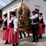 korowód dożynkowy Korzenna