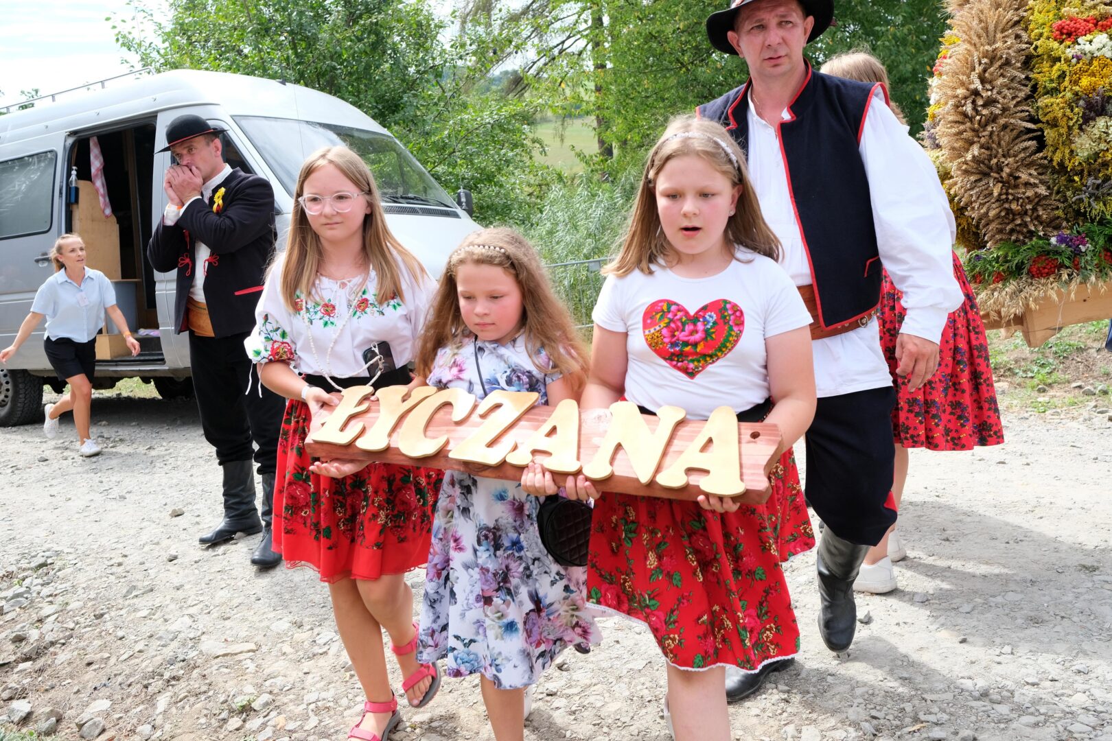 korowód dożynkowy Korzenna