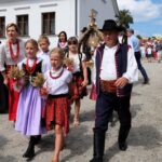 korowód dożynkowy Korzenna