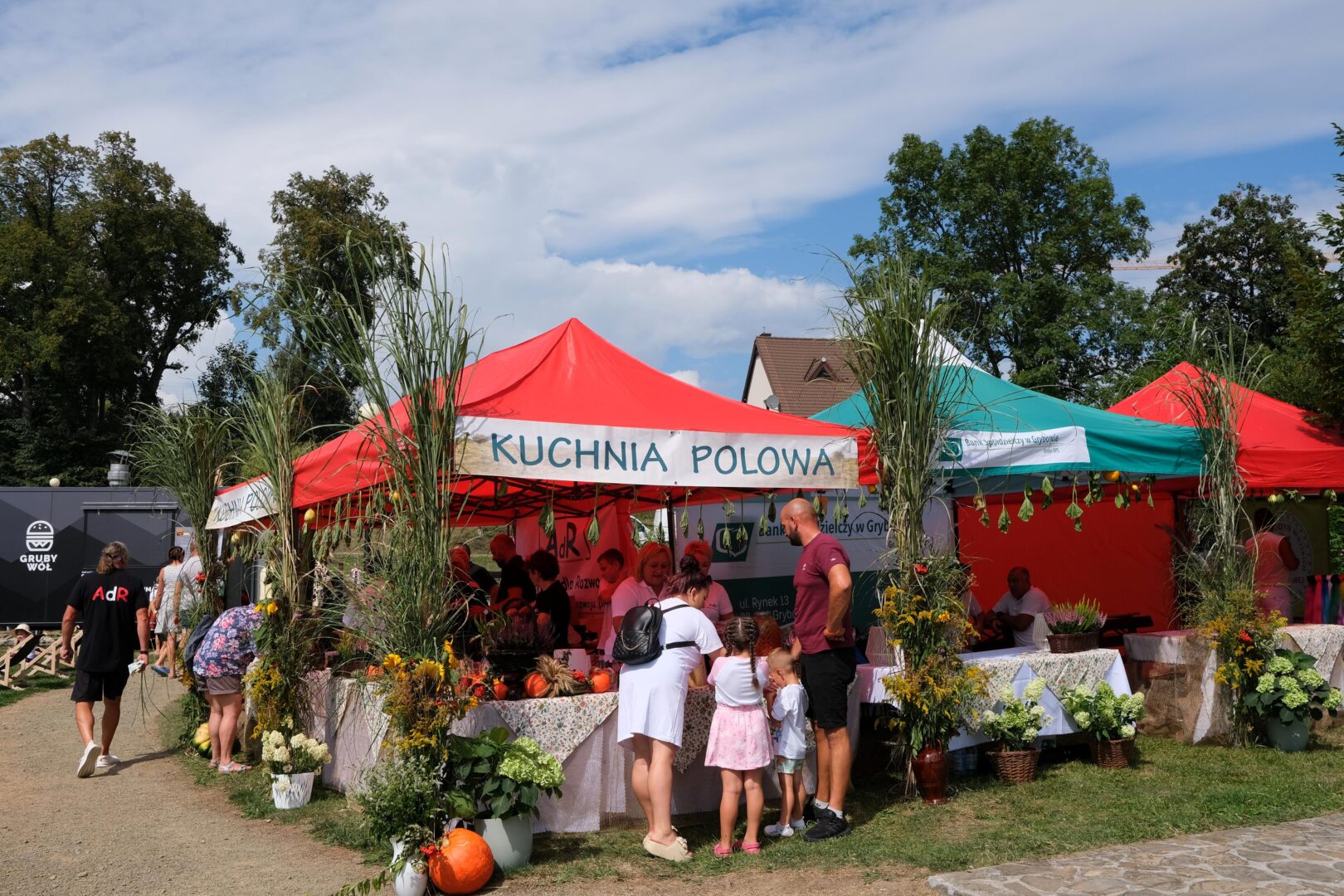 korowód dożynkowy Korzenna