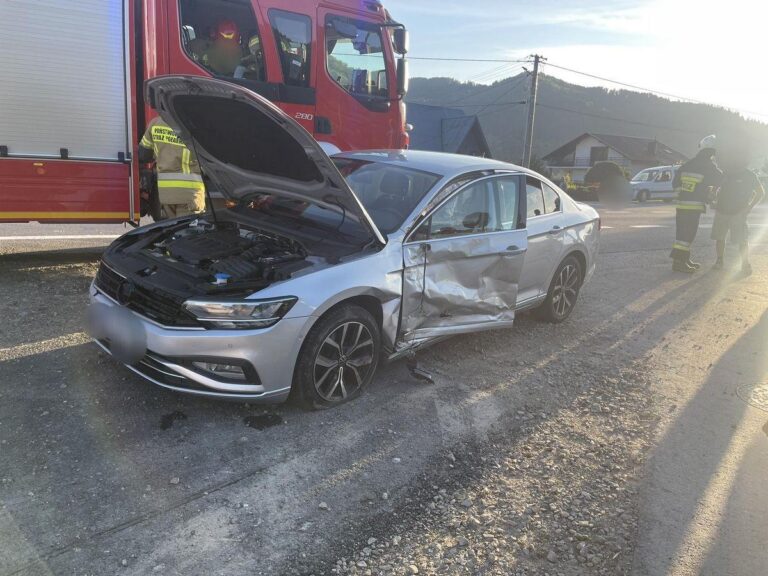 Maszkowice. Zderzenie osobówki z motocyklem. Jedna osoba w szpitalu