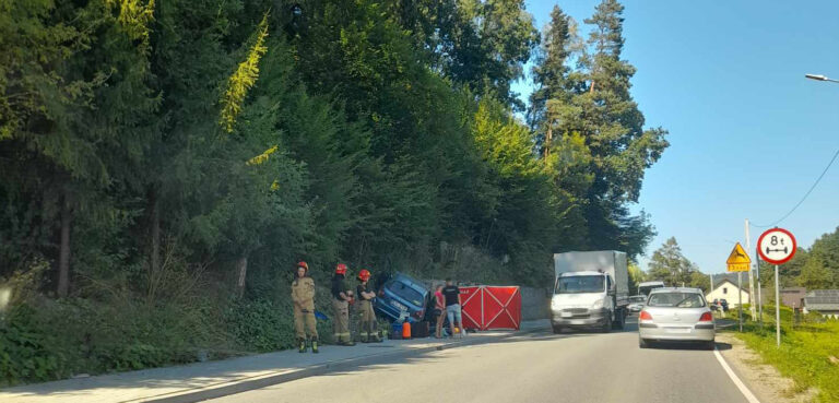 Naściszowa. Trwa walka o życie człowieka rannego w wypadku