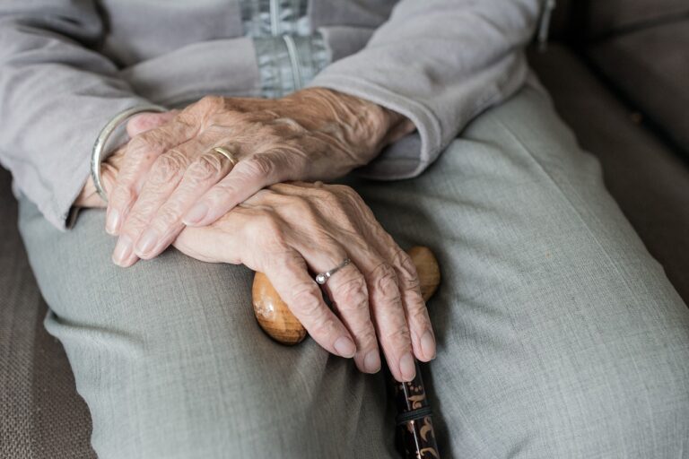 Kolejna oszukana seniorka. Tym razem na Sądecczyźnie