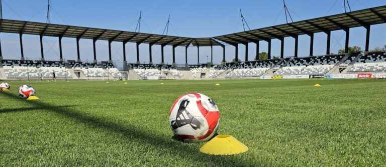DLACZEGO SANDECJA NOWY SĄCZ? – próba pisania jak Jerzy Pilch