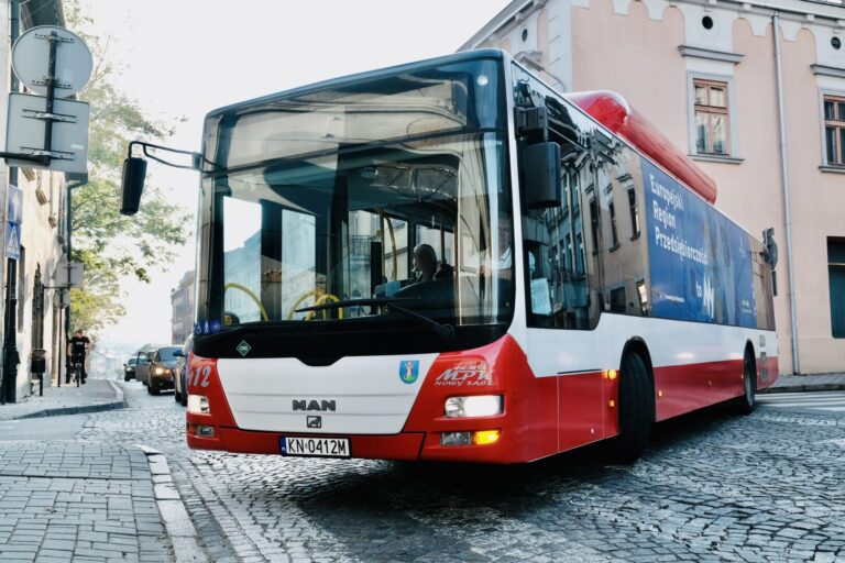 Linia autobusowa numer 17 wróciła do Librantowej