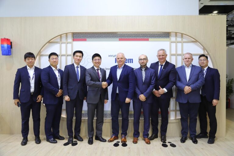 Newag i koreański Hyundai mają plan, by budować pociągi dużych prędkości