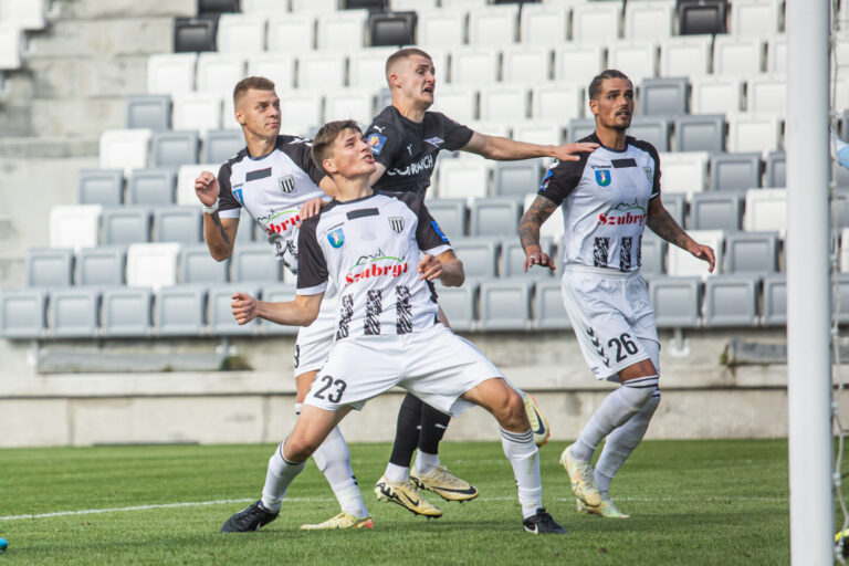SANDECJA (SZUBRYT) NOWY SĄCZ KLUBEM PARADOKSALNYM?