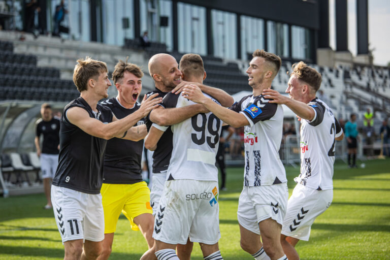 Sensacja w Pucharze Polski! Sandecja pokonała wicelidera ekstraklasy [ZDJĘCIA]