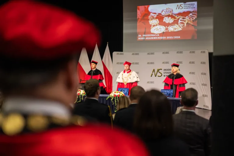 Co z kierunkiem lekarskim na ANS?  Polska Komisja Akredytacyjna jest na „nie”
