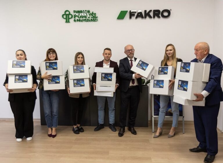 W FAKRO zebrali prawie 1700 podpisów pod projektem CPK