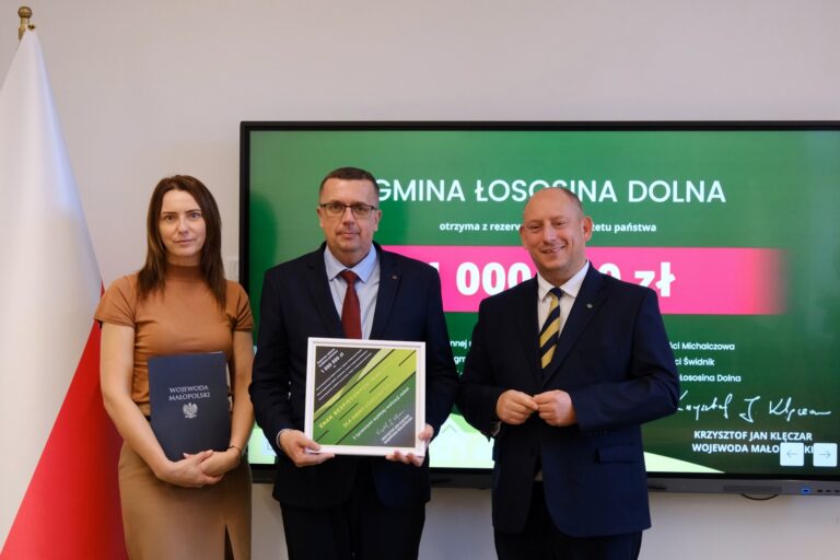 Gmina Łososina Dolna otrzymała 1000000 zł na remonty dróg!