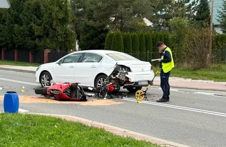 Wypadek motocyklistów na DK75