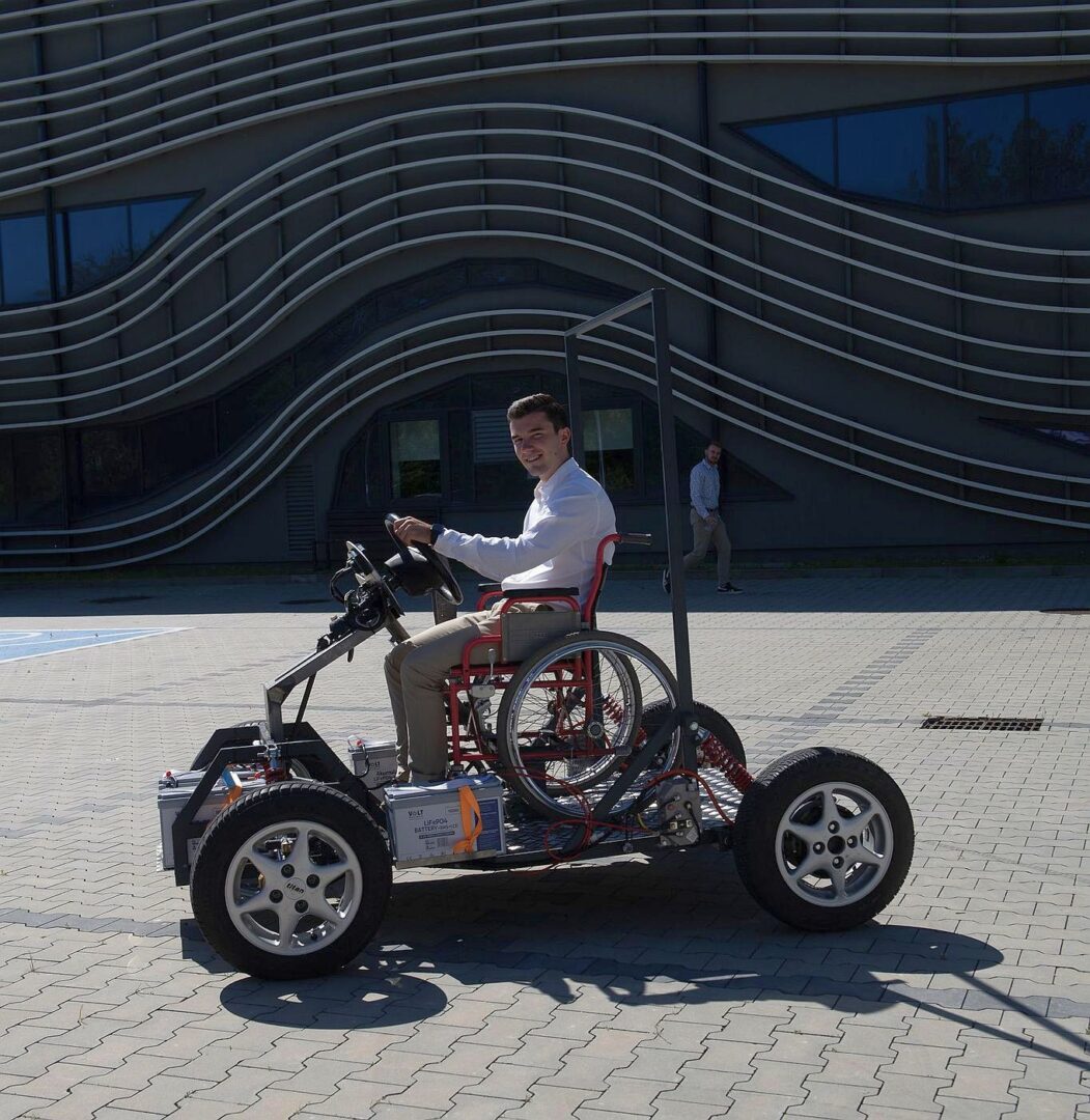 nowy pojazd elektryczny studentów Politechniki Krakowskiej