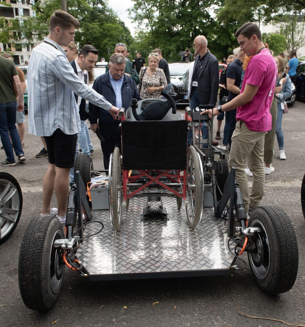 nowy pojazd elektryczny studentów Politechniki Krakowskiej