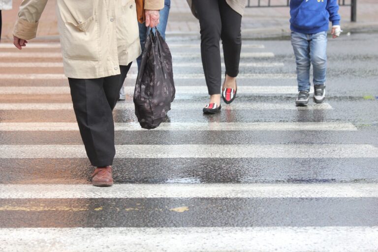 Nowe oświetlone przejścia powstaną na drogach Sądecczyzny
