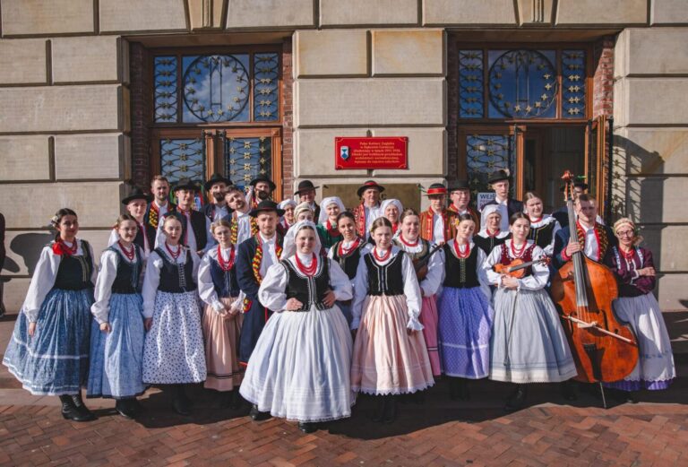 Zagrają tam, gdzie najwybitniejsi aktorzy.„Rożnowska Dolina” wystąpi na deskach Teatru Polskiego