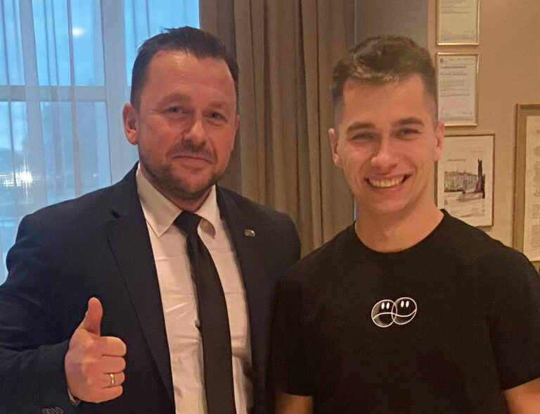 Firma Koral jest modelowym przykładem sukcesji
