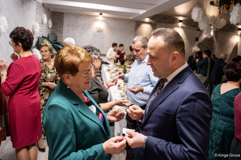 „Dużo zdrowia. Za rok spotkajmy się w takim samym gronie”. Świąteczne spotkanie opłatkowe