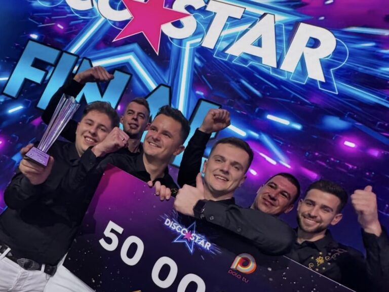 Zespół Muzyczny „Max” z Jankowej zwycięzcą DISCO STAR