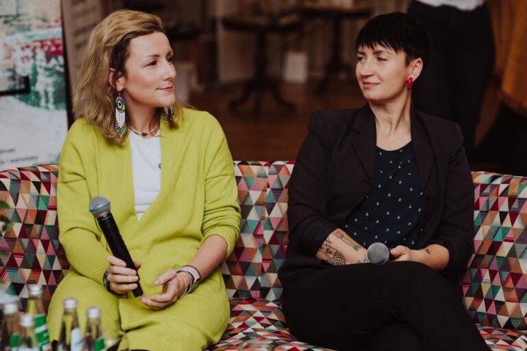 #KobiecyNowy Sącz. Izabela Cywa i Kinga Szarek. Dwa światy, które łączy misja