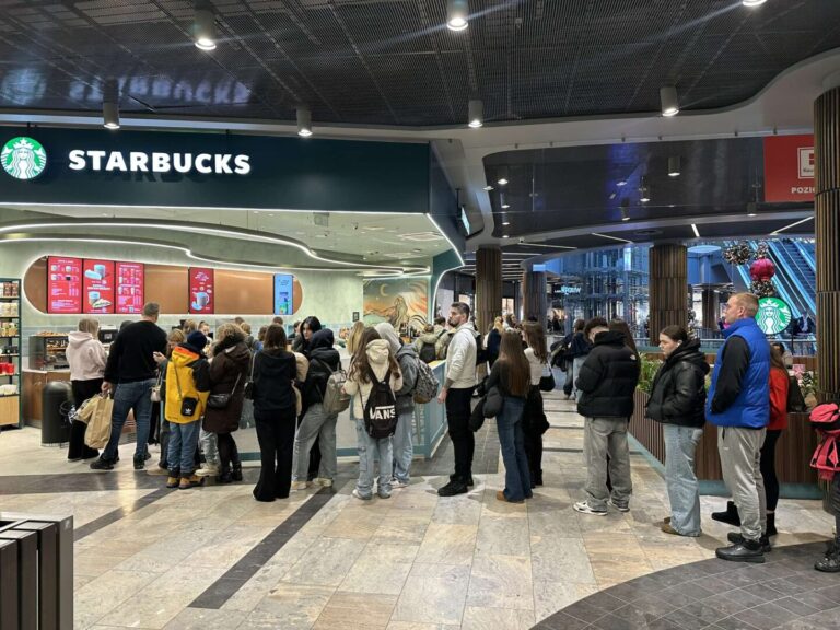 Starbucks otworzył pierwszą kawiarnię w Nowym Sączu [ZDJĘCIA]