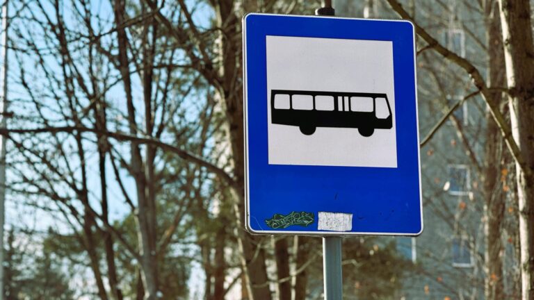 Mieszkańcy dopytują o dalszy los przystanku [ZDJĘCIA]