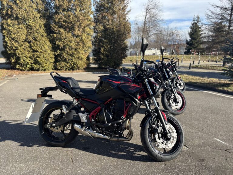 Nowe motocykle do egzaminowania na kategorię A w Małopolskim Ośrodku Ruchu Drogowego w Nowym Sączu