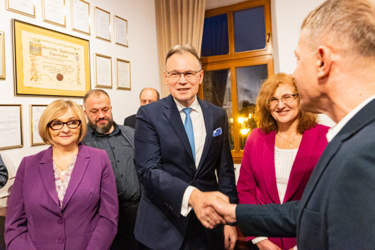 Arkadiusz Mularczyk otworzył oficjalnie biuro europosła. Będzie łącznikiem między Sądecczyzną, a Brukselą