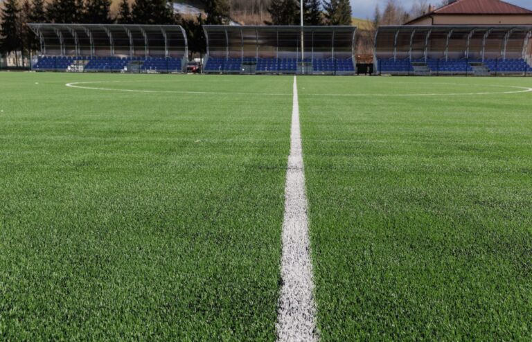 Korzenna. Prace nad stadionem mogą zakończyć się wcześniej