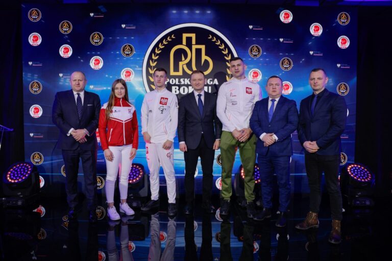 Nowosądeczanie dołączyli do elitarnych rozgrywek [ZDJĘCIA]