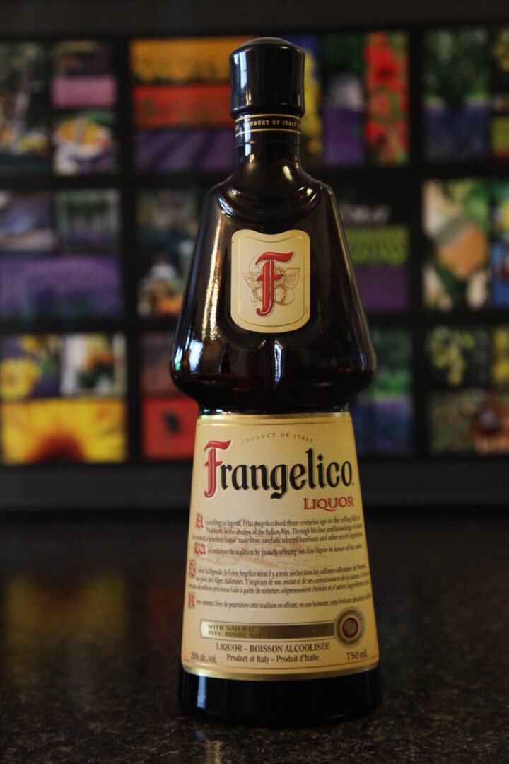 OPOWIEŚCI OBERŻYŚWIATA. Kategoria: likier. Frangelico