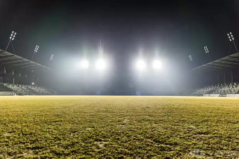 Transakcja zależy od gwarancji finansowych. Chętni na kupno Sandecji stanęli przed Radą Miasta
