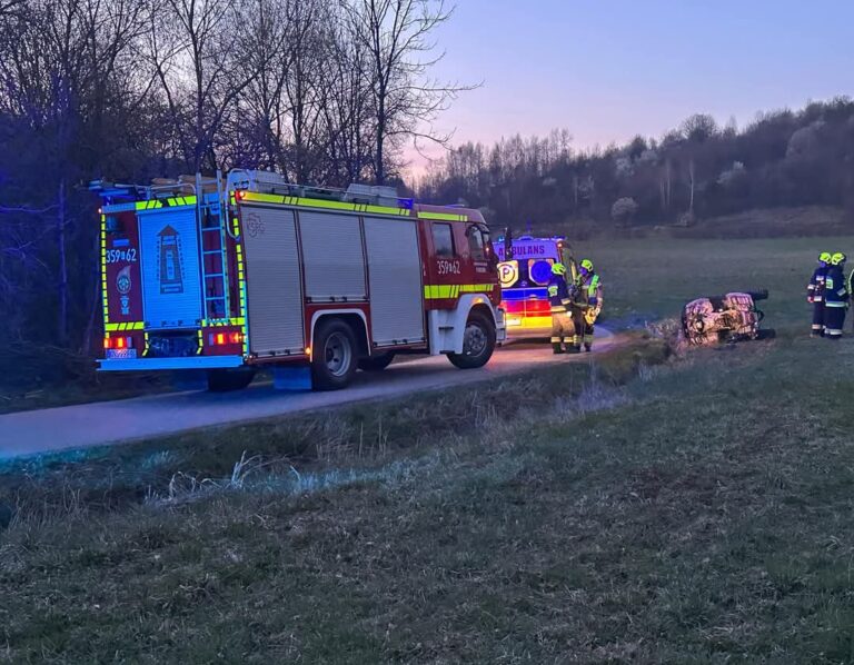 Działania w gminie Korzenna. Niebezpieczny wypadek na quadzie