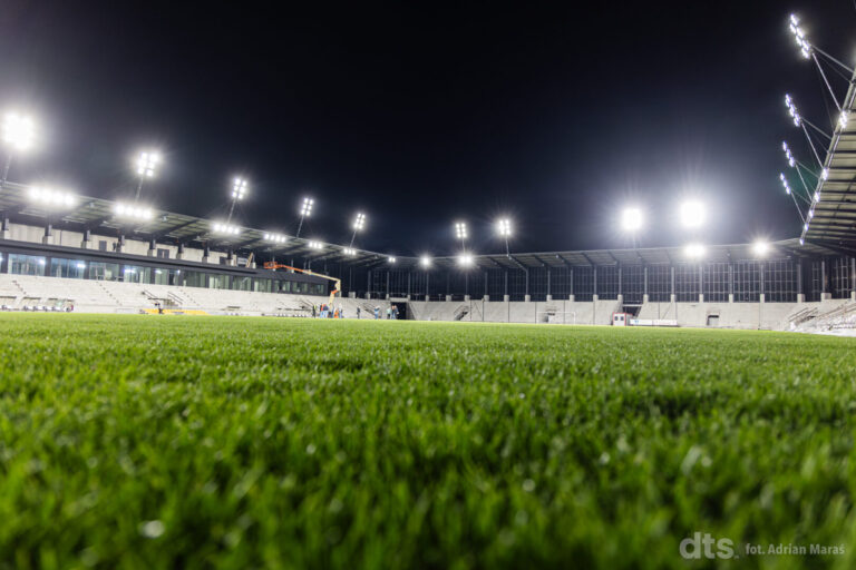 Awantura o stadion! Wykonawca zaprzecza absurdalnym plotkom