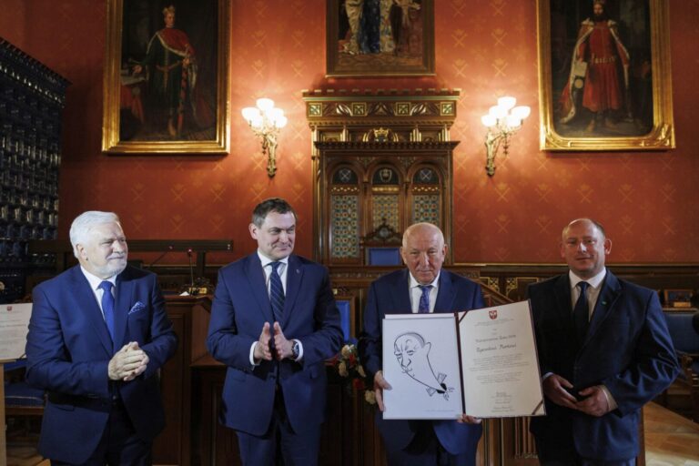Właściciel Fakro z tytułem ,,Małopolanina Roku 2024″
