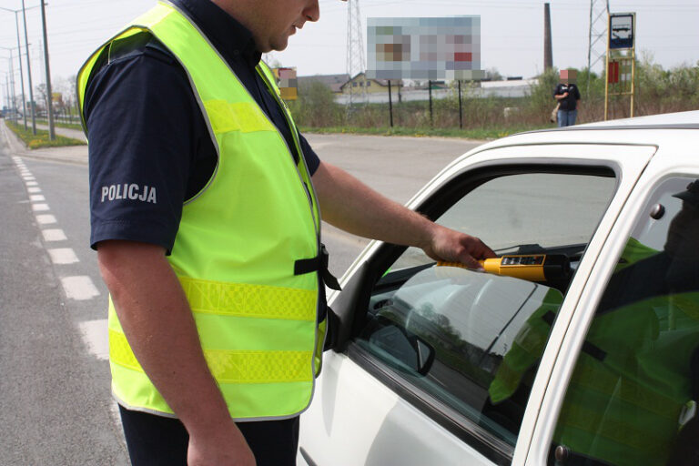 Wypadki i pijani kierowcy. Majówka na drogach Sądecczyzny