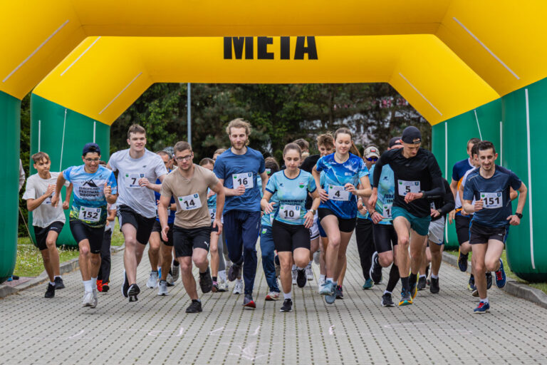 Sportowe juwenalia w Akademii Nauk Stosowanych [ZDJĘCIA]