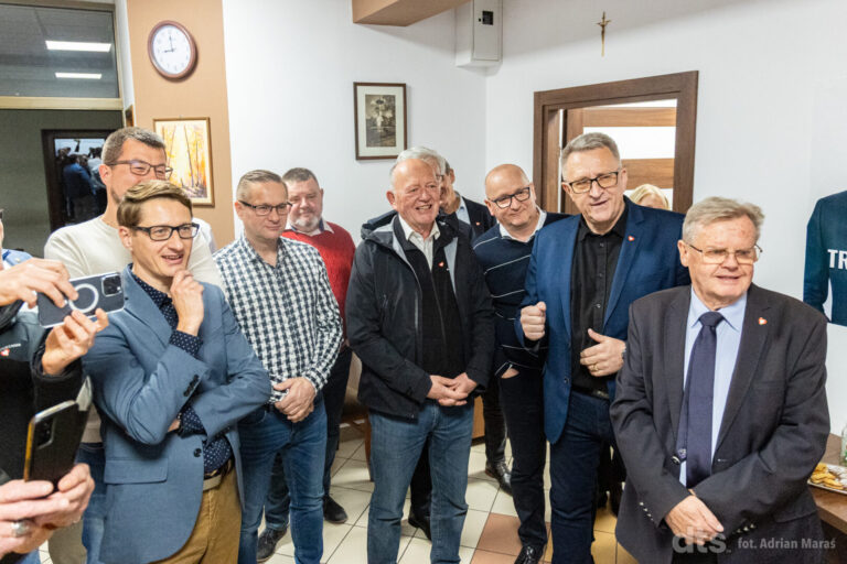 „Powiedzmy sobie szczerze, że czeka nas ciężka praca” – wieczór wyborczy Platformy Obywatelskiej