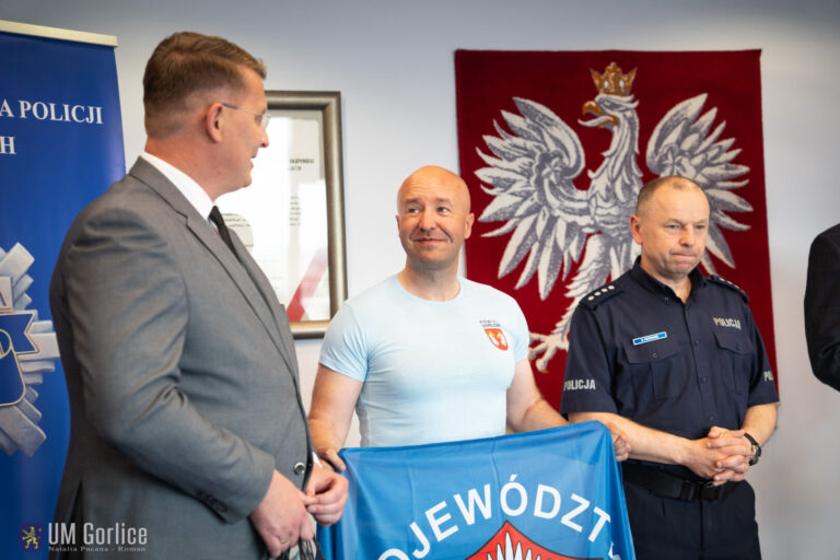 Policjanci wykrecili 750 kilometrów, aby pomóc Pawłowi