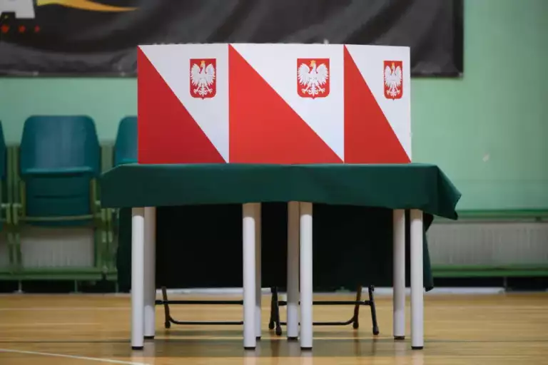 „Cisza jak ta” – czyli śpiewać każdy może, ale czego nam nie wolno?