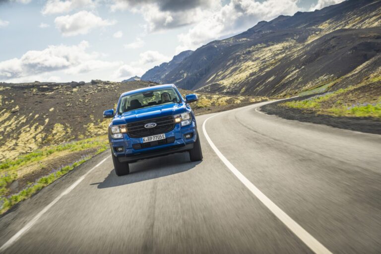 Ford Ranger, europejski lider sprzedaży w klasie pick-upów, pojawia się z napędem elektrycznym Plug-In Hybrid
