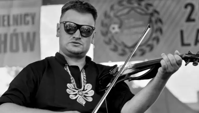 ,,Jeszcze tydzień temu razem na koncercie”. Region w żałobie po śmierci Davida Czachora