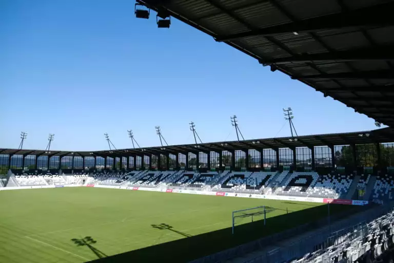 Wybieracie się na otwarcie stadionu? Warto przeczytać…